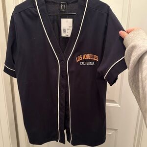 Brand: Forever 21
Style: Navy Jersey